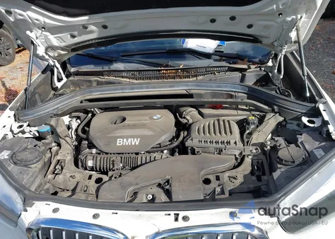 2017 BMW X1 xDrive28I z USA, uszkodzony, nr VIN WBXHT3C30H5F86964